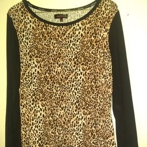 Daisy Fuentes Long Sleeve Top